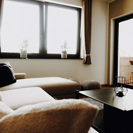 Am Scharmuetzelsee شقة *